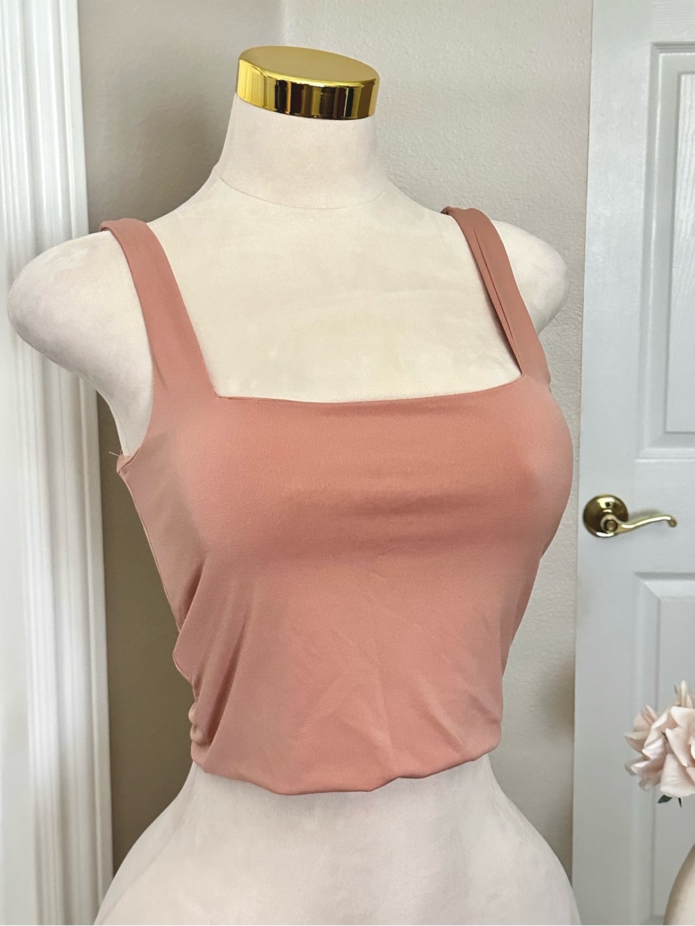 Mind Code Square Neck Tank Crop Top in Dusty Rust Rose Sz L